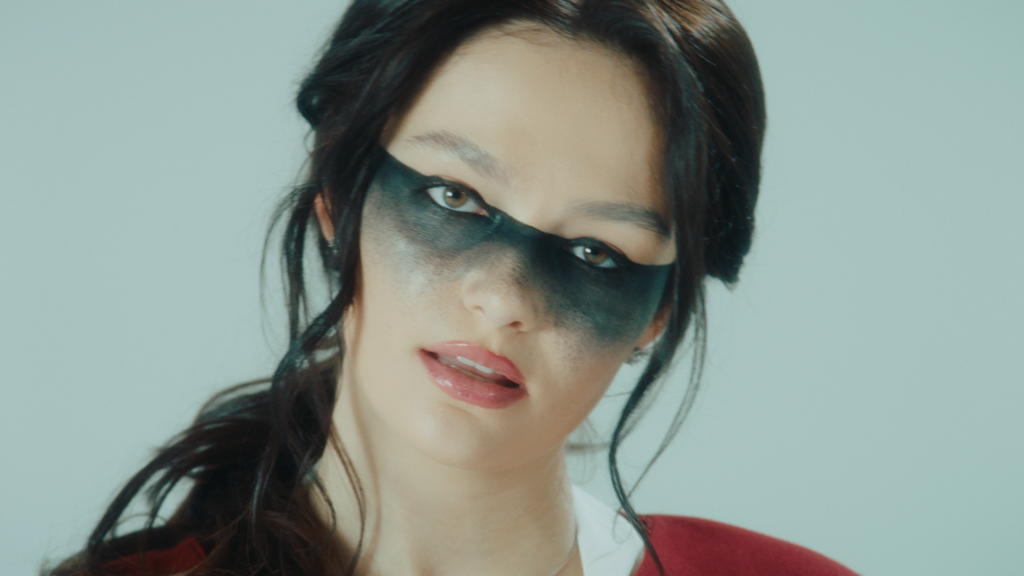 Vall Doverie Music Video